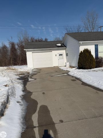 988 Chartier Road, Marine City, MI 48039