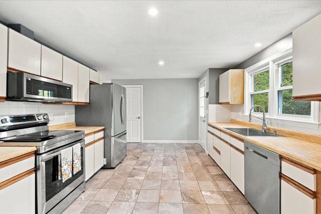 26 Spinnaker Street, Sandwich, MA 02563