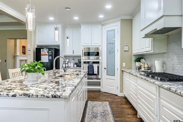 13486 CR 2290, Arp, TX 75750