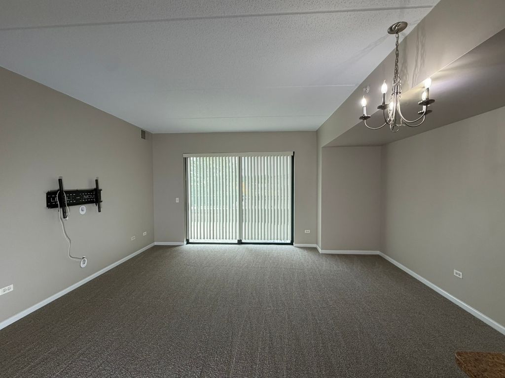 6420 Double Eagle Drive 302, Woodridge, IL 60517 — photo 3