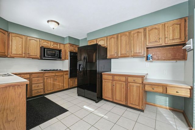 58729 Ox Bow Court, Elkhart, IN 46516