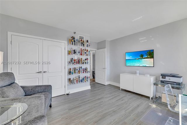 19667 Turnberry Way 25K, Aventura, FL 33180