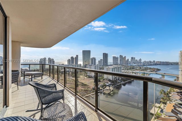 19667 Turnberry Way 25K, Aventura, FL 33180