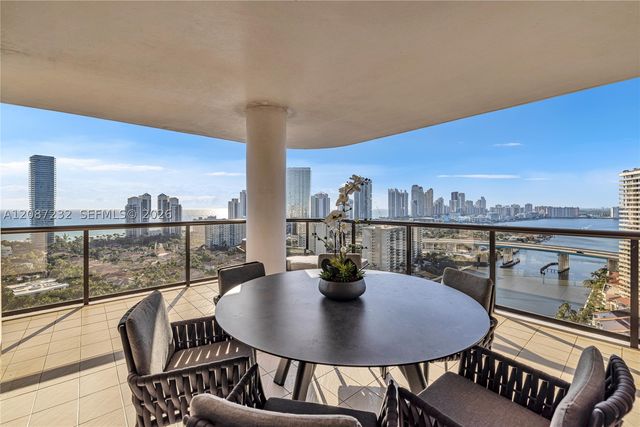 19667 Turnberry Way 25K, Aventura, FL 33180