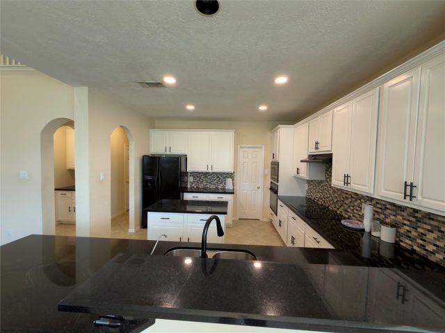 4110 Royal Plantation Lane, Missouri City, TX 77459