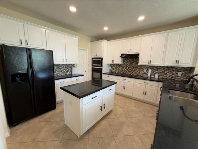 4110 Royal Plantation Lane, Missouri City, TX 77459