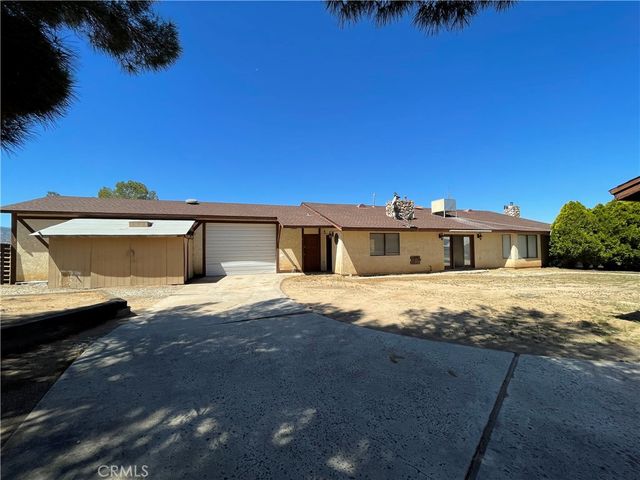 19574 Happy Valley, Apple Valley, CA 92308