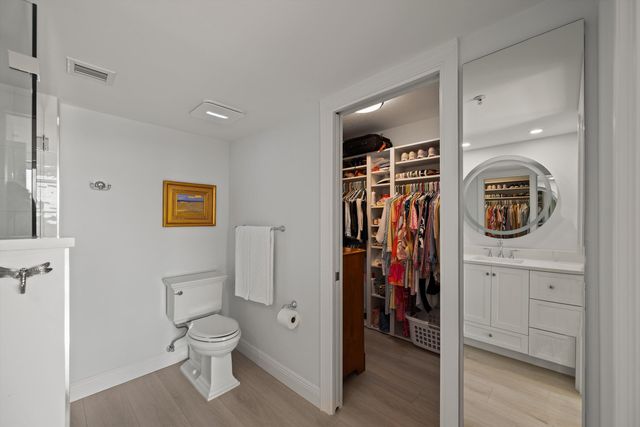 2001 Marina Isle Way 503, Jupiter, FL 33477