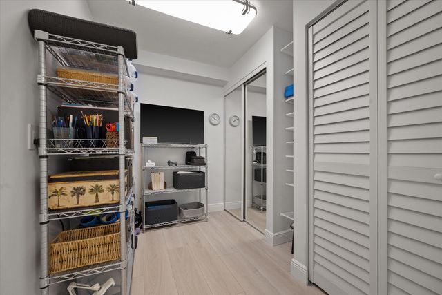 2001 Marina Isle Way 503, Jupiter, FL 33477