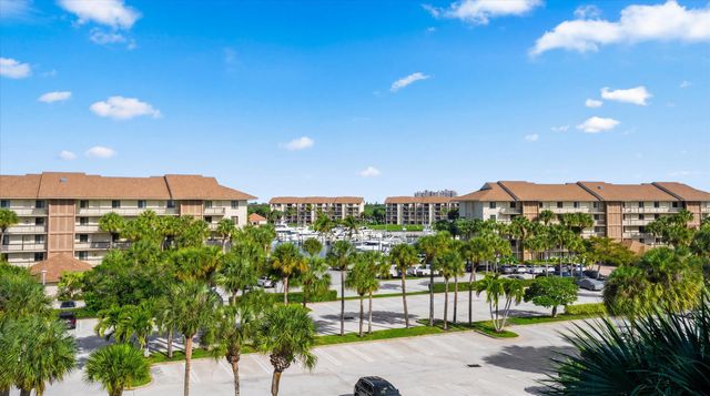 2001 Marina Isle Way 503, Jupiter, FL 33477