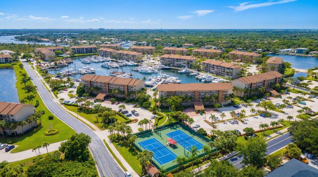 2001 Marina Isle Way 503, Jupiter, FL 33477