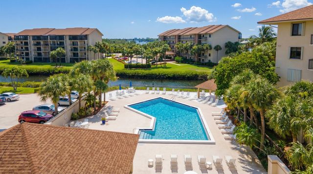 2001 Marina Isle Way 503, Jupiter, FL 33477