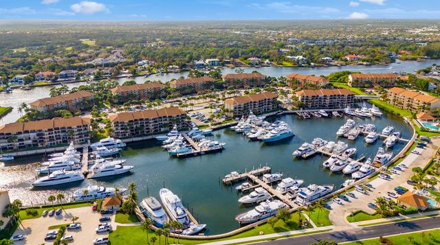 2001 Marina Isle Way 503, Jupiter, FL 33477