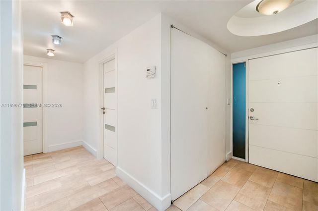 181 Crandon Blvd 104, Key Biscayne, FL 33149