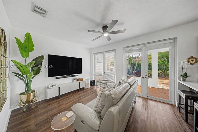 13868 SW 38th Ter, Miami, FL 33175
