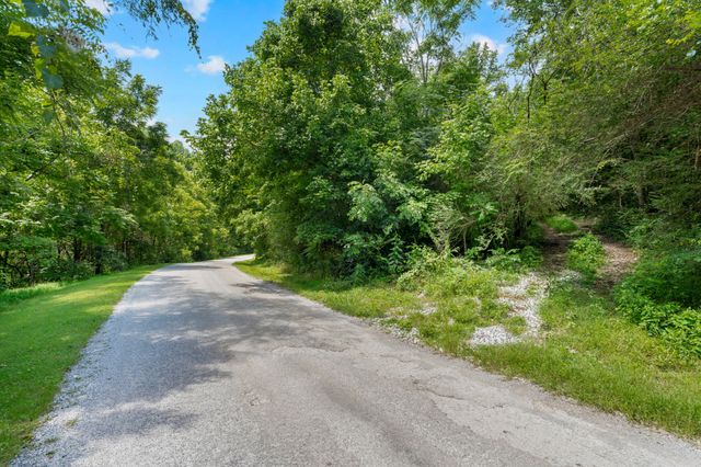 0 Roberts Ridge Rd, Manchester, TN 37355