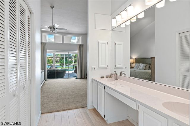 559 Henley DR, Naples, FL 34104