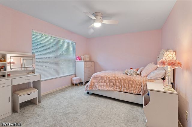 559 Henley DR, Naples, FL 34104