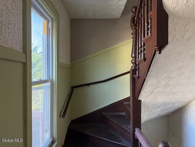 92 Ontario Street, Cohoes, NY 12047