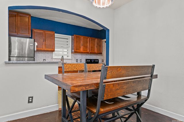1817 SANTA MONICA ST, San Antonio, TX 78201
