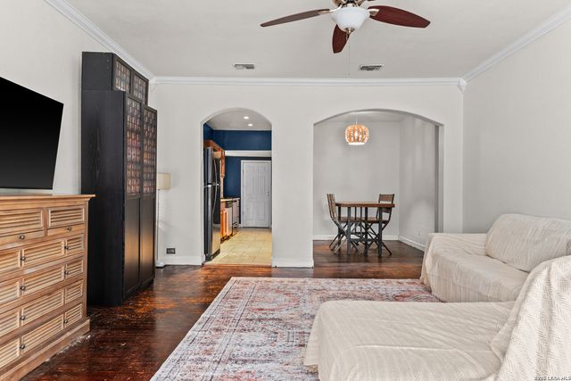 1817 SANTA MONICA ST, San Antonio, TX 78201