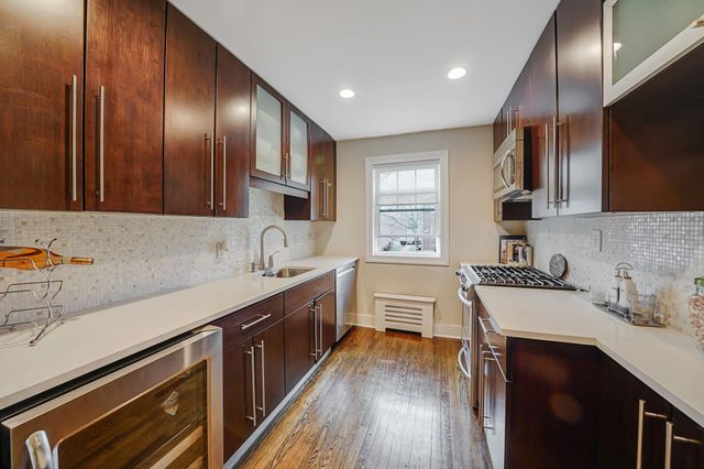 22918 Kingsbury Ave # A, Bayside, NY 11364