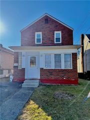 143 Magnolia St, Whitaker, PA 15120