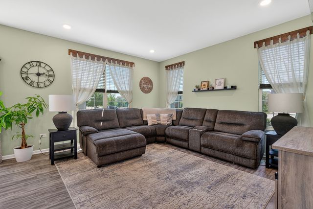 14941 W Carver Crossing, Manhattan, IL 60442