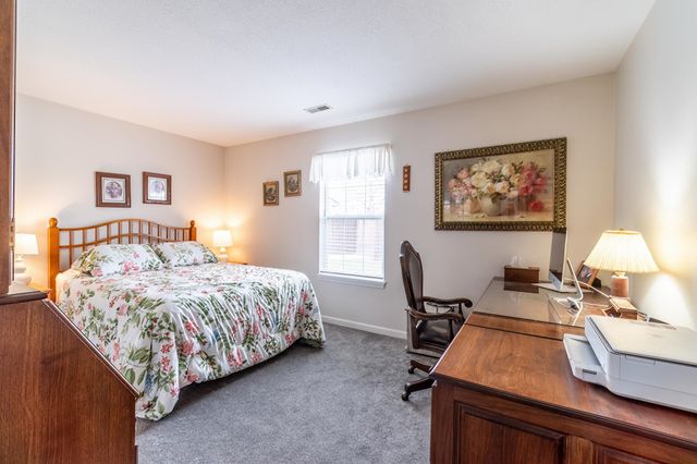 7529 Frontier Avenue, Fort Wayne, IN 46835