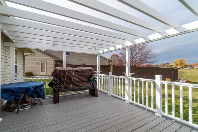 7529 Frontier Avenue, Fort Wayne, IN 46835