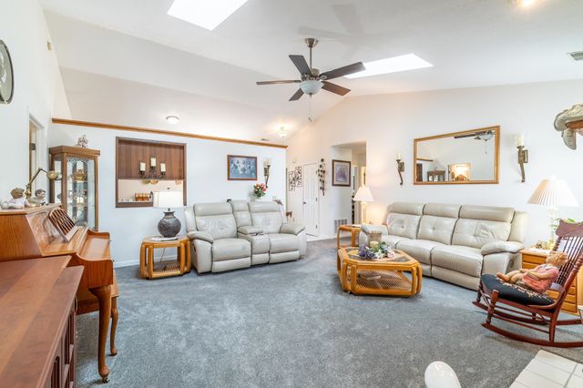 7529 Frontier Avenue, Fort Wayne, IN 46835