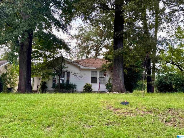 3007 CIRCLE DRIVE, Hueytown, AL 35023