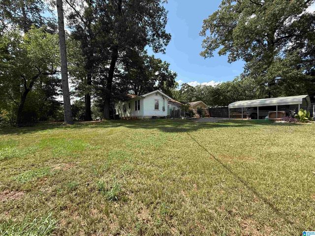 3007 CIRCLE DRIVE, Hueytown, AL 35023