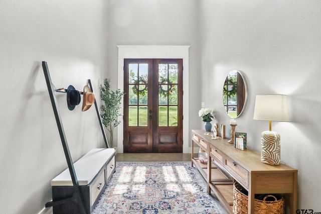 22302 County Road 422, Lindale, TX 75771