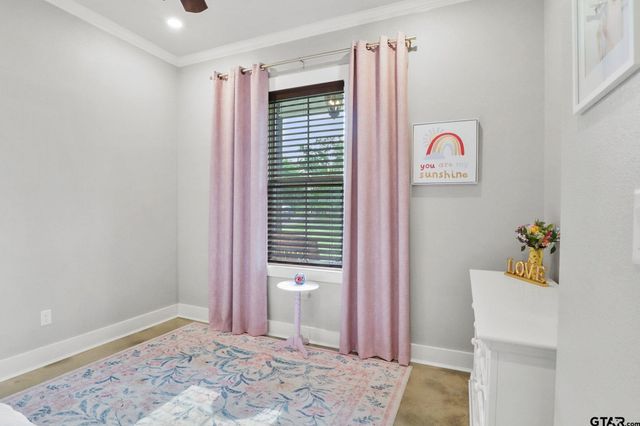 22302 County Road 422, Lindale, TX 75771