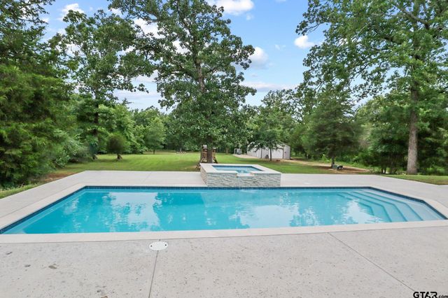 22302 County Road 422, Lindale, TX 75771