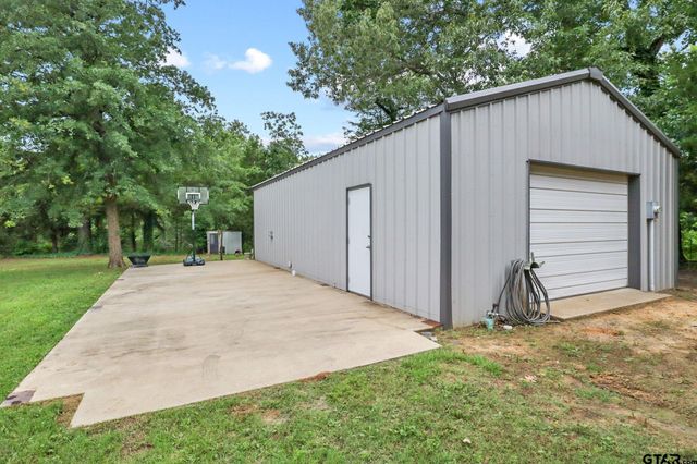 22302 County Road 422, Lindale, TX 75771