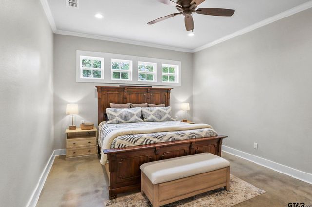 22302 County Road 422, Lindale, TX 75771