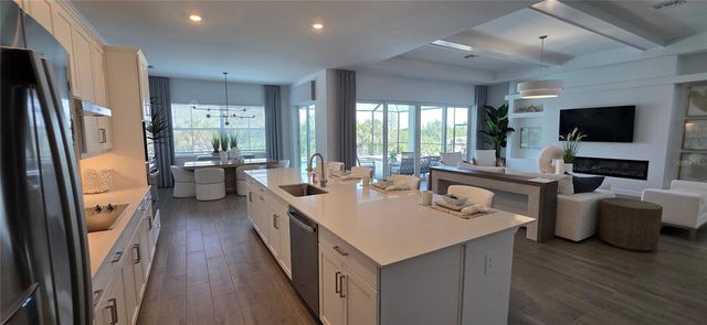 8006 LAKES EDGE LANE, Port Charlotte, FL 33981