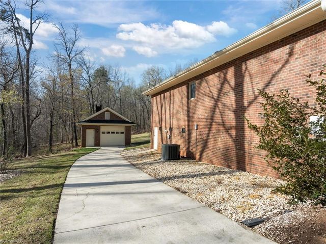 4638 Gilmore Drive, Liberty, NC 27298