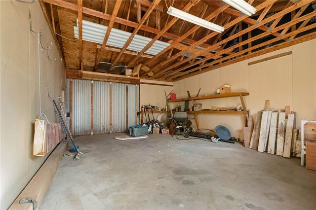 15990 N Wimpy Jones Road, Garfield, AR 72732