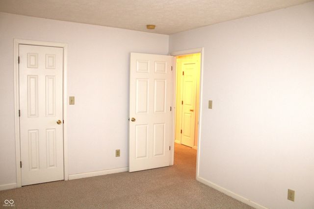 8034 Crystal Court, Avon, IN 46123