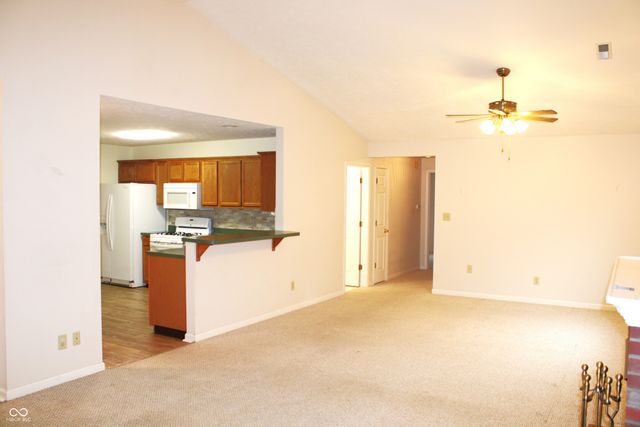 8034 Crystal Court, Avon, IN 46123