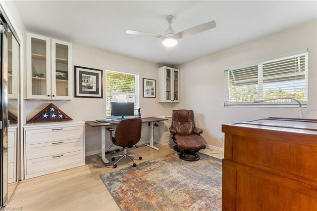 2025 SE 39th ST, Cape Coral, FL 33904