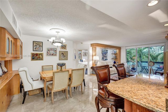 3600 Mystic Pointe Dr 311, Aventura, FL 33180