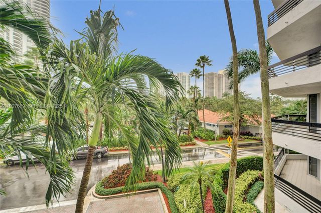 3600 Mystic Pointe Dr 311, Aventura, FL 33180