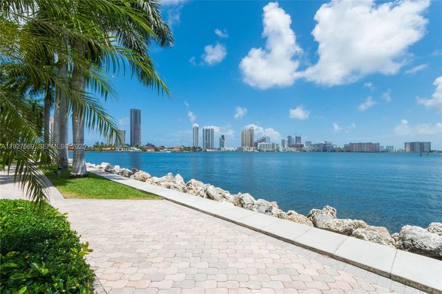 3600 Mystic Pointe Dr 311, Aventura, FL 33180