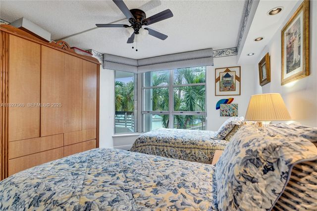 3600 Mystic Pointe Dr 311, Aventura, FL 33180