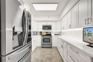 3600 Mystic Pointe Dr 311, Aventura, FL 33180