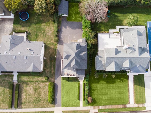 60 Monmouth Drive, Deal, NJ 07723